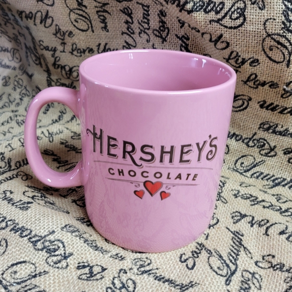 Hershey's Pink w/hearts jumbo coffee Mug limited edition - Picture 2 of 8